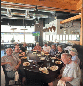 People enjoying lunch at Black Oak Grill